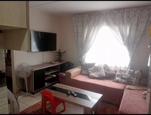 2 BEDROOM APARTMENT FOR SALE IN RIVERSIDE VIEW